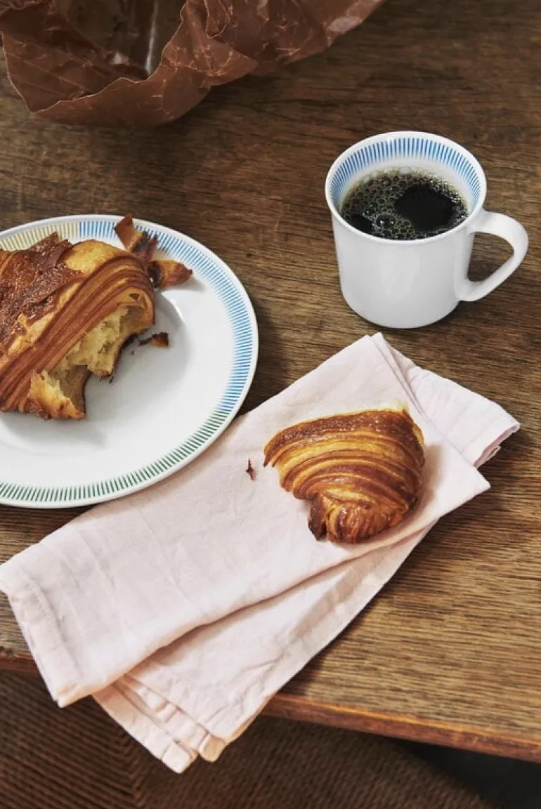 1616 / arita japan PC mug, white - blue