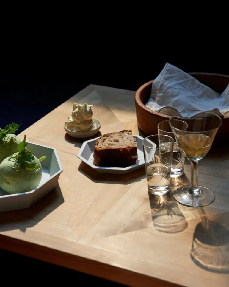 1616 / arita japan TY Anise 220 bowl, unglazed grey