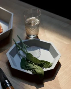 1616 / arita japan TY Anise 150 plate, unglazed grey