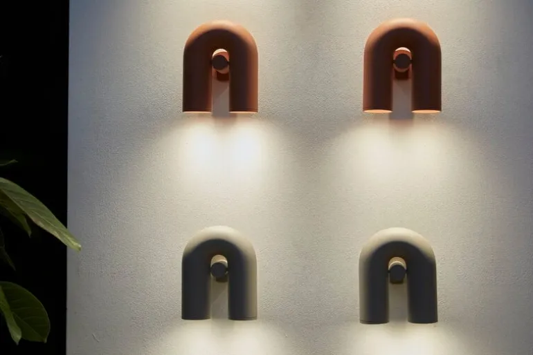 AGO Cirkus wall lamp, terracotta