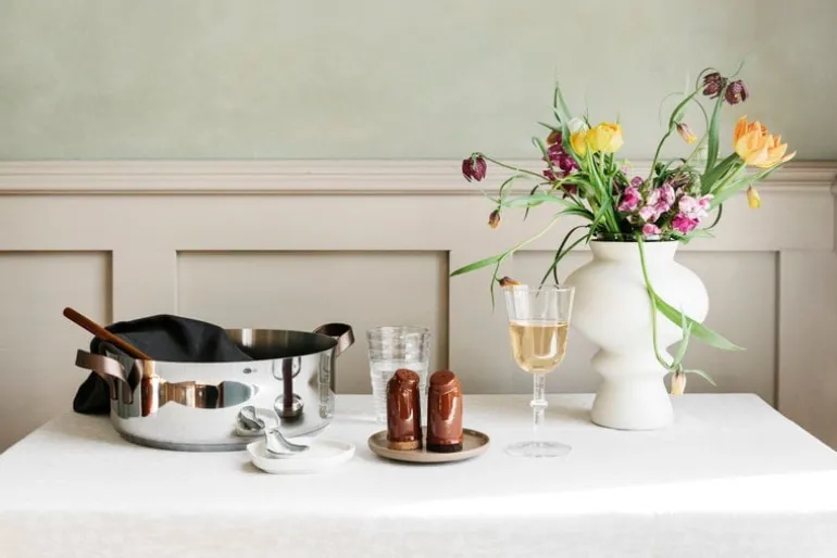 Alessi Edo low casserole with handles 28 cm, 5 L