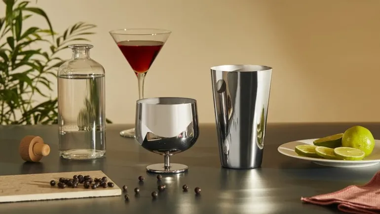 Alessi Parisienne shaker, stainless stell