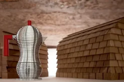 Alessi Pulcina espresso coffee maker, 6 cups, aluminium - red