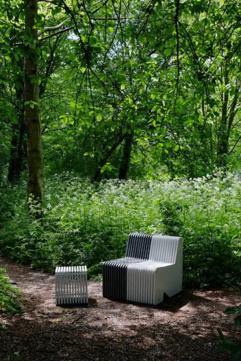 &New Jää side table, white