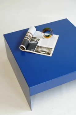 &New Single Form coffee table, blueberry