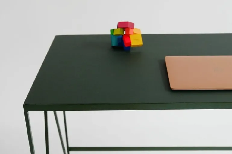 &New Study desk, linoleum, deep green