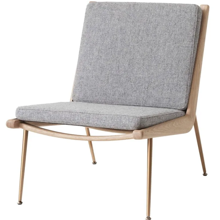 &Tradition Boomerang HM1 lounge chair, Hallingdal 130 - white oiled oak