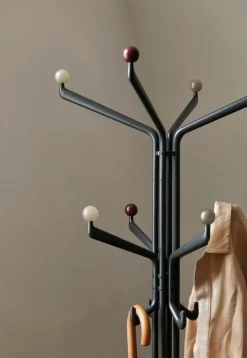 &Tradition Capture SC77 coat stand, graphite - multicolour