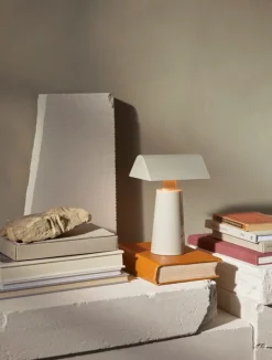 &Tradition Caret MF1 portable table lamp, silk grey