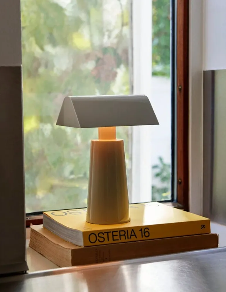 &Tradition Caret MF1 portable table lamp, silk grey