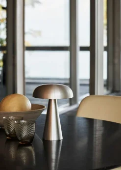 &Tradition Como SC53 portable table lamp, aluminium