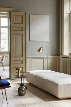 &Tradition Como SC53 portable table lamp, brass