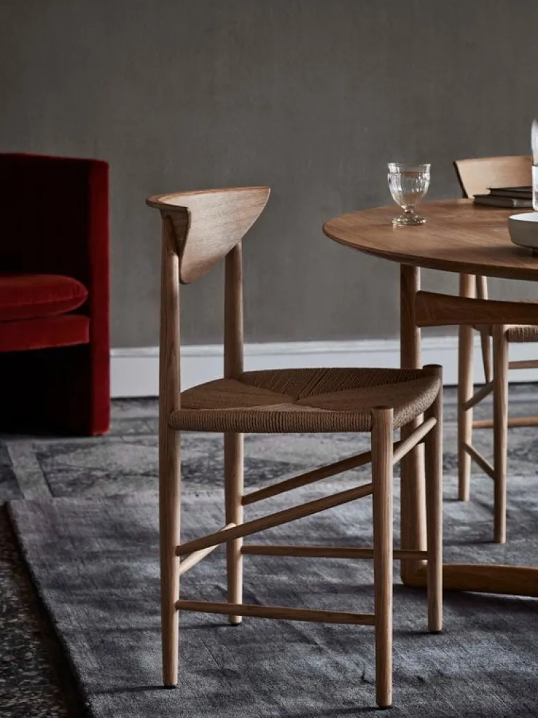 &Tradition Drawn HM3 chair, white oiled oak