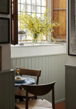 &Tradition Drawn HM3 chair, oiled walnut