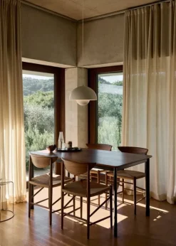 &Tradition Drip HW115 dining table, 143 x 83 cm, lacquered walnut - black