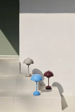 &Tradition Flowerpot VP9 portable table lamp, grey beige