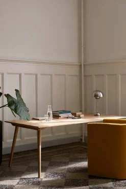 &Tradition Flowerpot VP3 table lamp, chrome plated