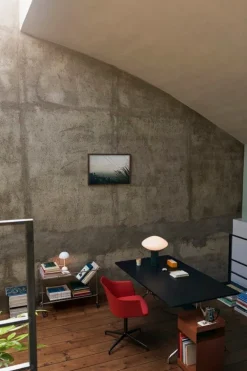 &Tradition Flowerpot VP9 portable table lamp, matt white