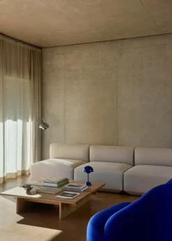 &Tradition Flowerpot VP9 portable table lamp, cobalt blue