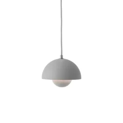 &Tradition Flowerpot VP10 pendant, matt light grey