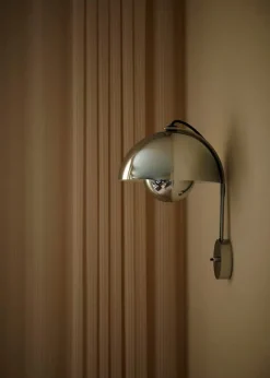 &Tradition Flowerpot VP8 wall lamp, chrome plated