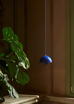 &Tradition Flowerpot VP10 pendant, cobalt blue