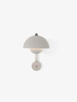 &Tradition Flowerpot VP8 wall lamp, matt light grey