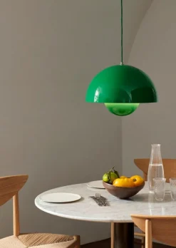 &Tradition In Between SK18 table, bronze - white marble