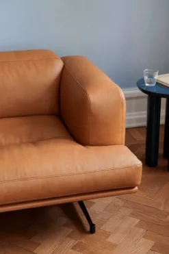 &Tradition Inland AV23 3-seater sofa, black - cognac Noble leather