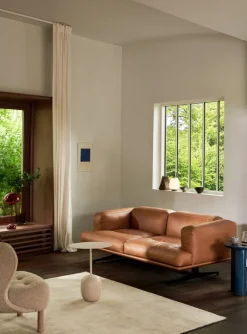 &Tradition Inland AV22 2-seater sofa, black - cognac Noble leather