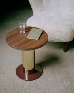 &Tradition Little Petra lounge chair, Moonlight sheepskin - walnut