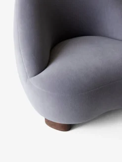 &Tradition Margas LC1 lounge chair, walnut - Gentle 133