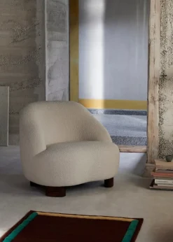 &Tradition Margas LC1 lounge chair, walnut - Karakorum 001