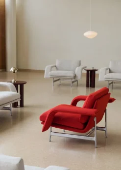 &Tradition Meantime AV29 lounge chair, polished aluminium - beige Ecriture 0210