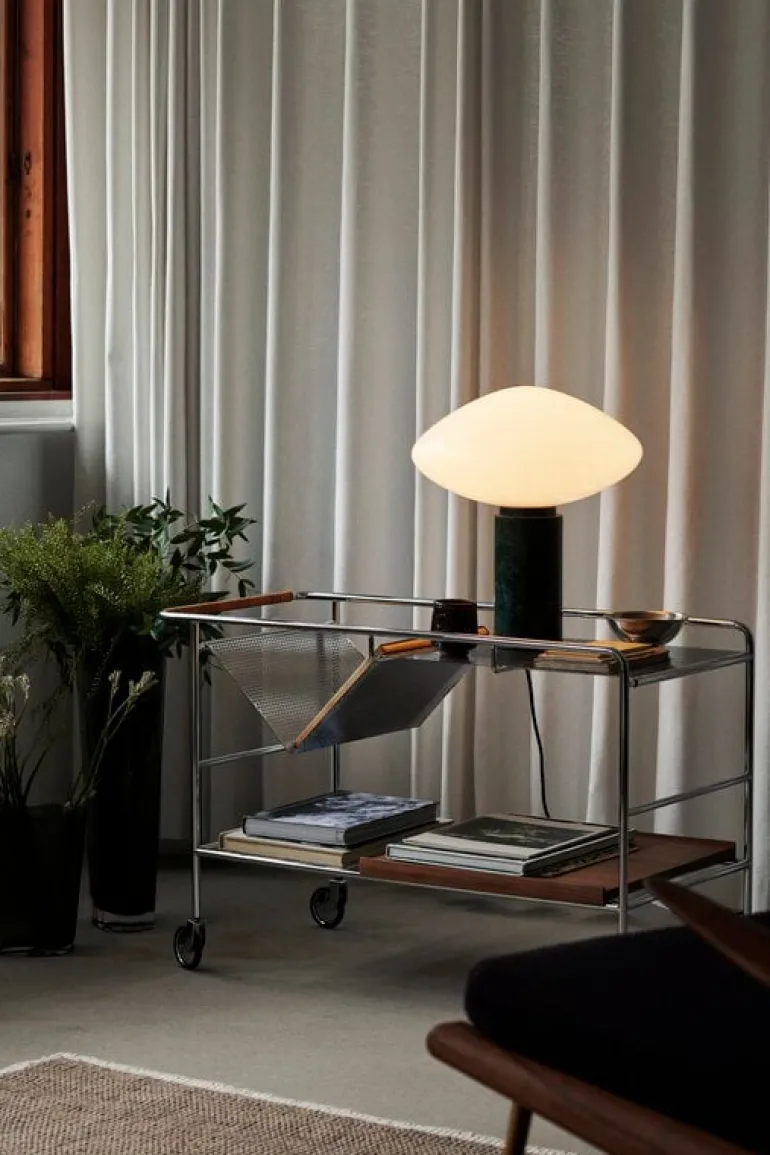 &Tradition Mist table lamp AP17, Guatemala Verde marble - opal glass