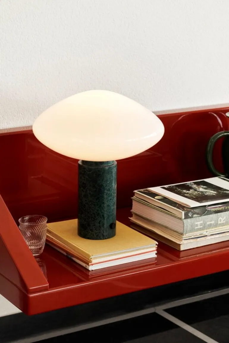 &Tradition Mist table lamp AP17, Guatemala Verde marble - opal glass