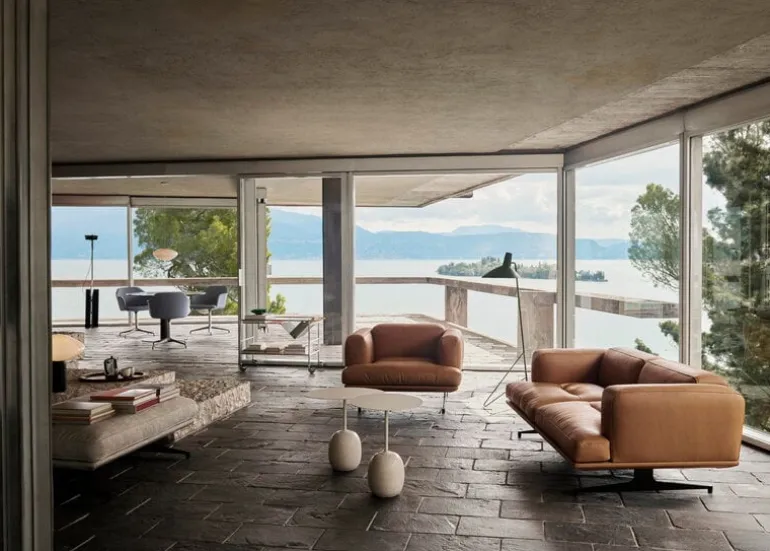 &Tradition Mist table lamp AP17, Guatemala Verde marble - opal glass