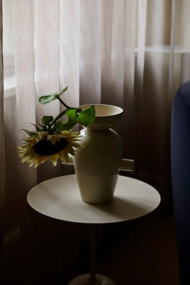 &Tradition Momento vase JH40, cream