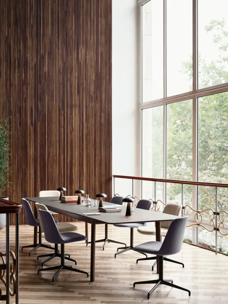 &Tradition Patch HW2 table, 240 cm, oiled walnut - dark brown laminate