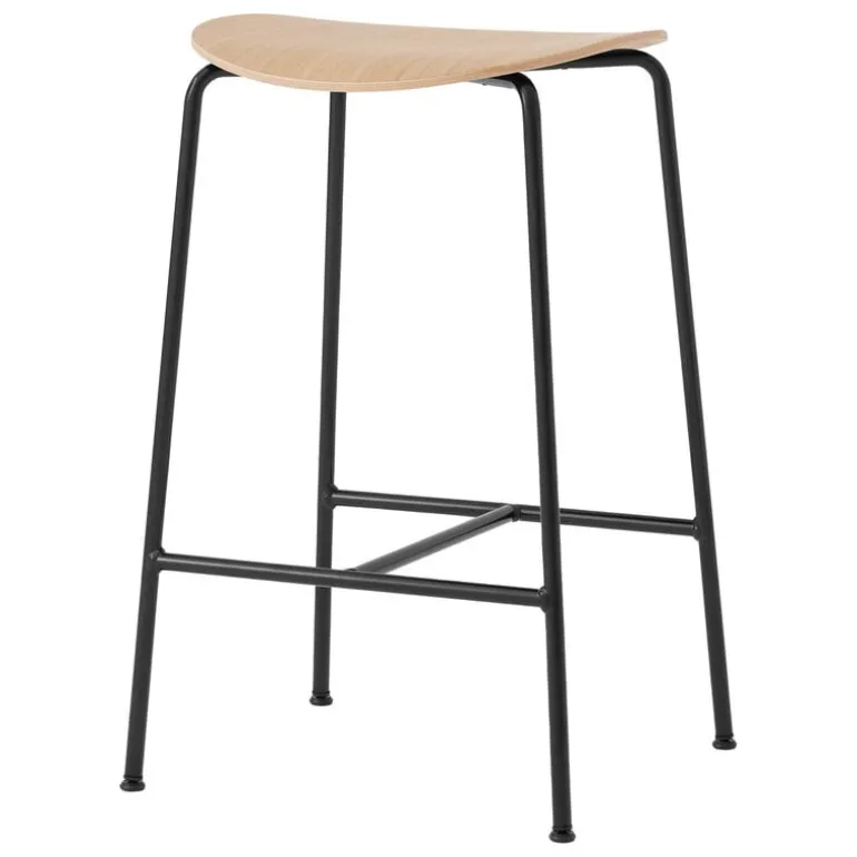 &Tradition Pavilion AV37 counter stool, 68 cm, lacquered oak