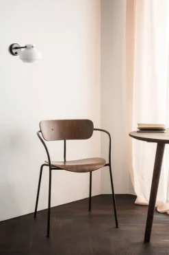 &Tradition Pavilion AV2 chair, black