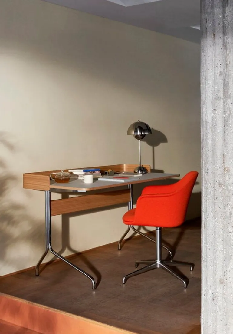 &Tradition Pavilion AV17 desk, mushroom linoleum - oak - chrome