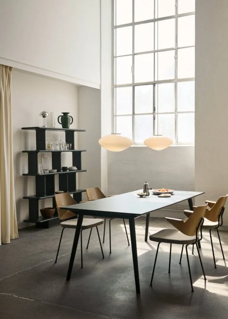 &Tradition RFH RD7 armchair, walnut and beech veneer - beige