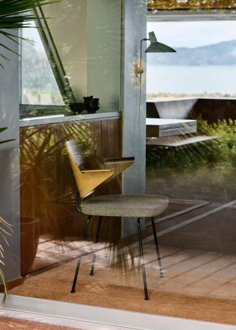 &Tradition RFH RD7 armchair, walnut and beech veneer - beige