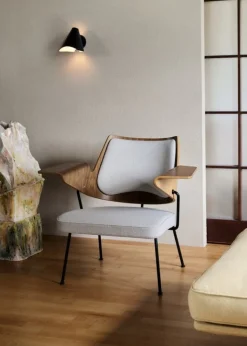 &Tradition RFH RD8 lounge chair, walnut and beech veneer - brown