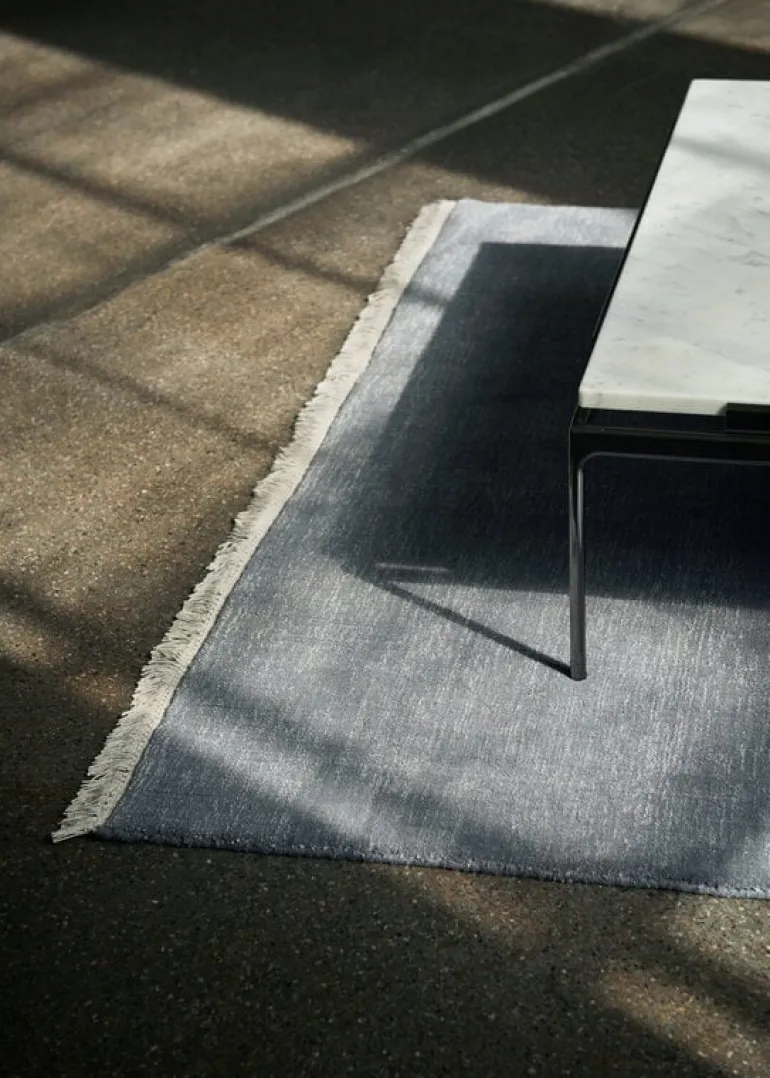 &Tradition The Moor AP18 rug, 170 x 240 cm, grey blue thunder