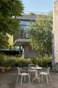 &Tradition Thorvald SC96 table, round 70 cm, ivory