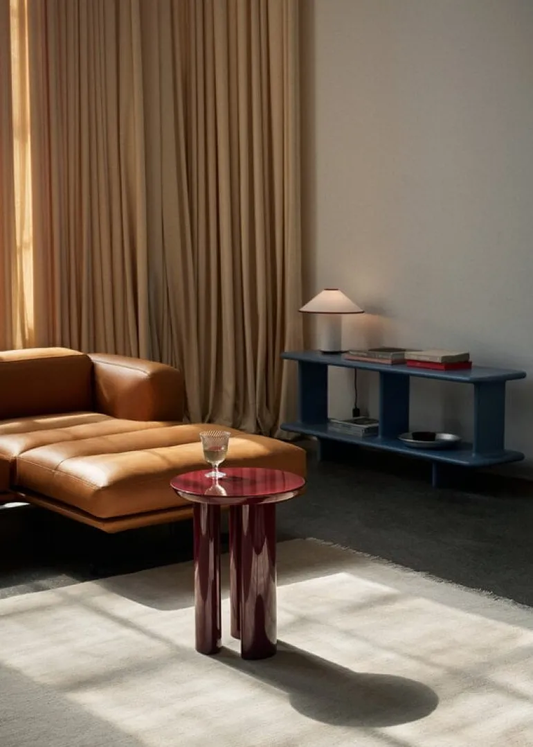 &Tradition Tung JA3 side table, burgundy red