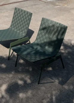 &Tradition Ville AV44 outdoor lounge chair, bronze green