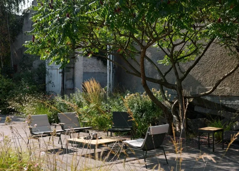 &Tradition Ville AV47 stool, teak - bronze green